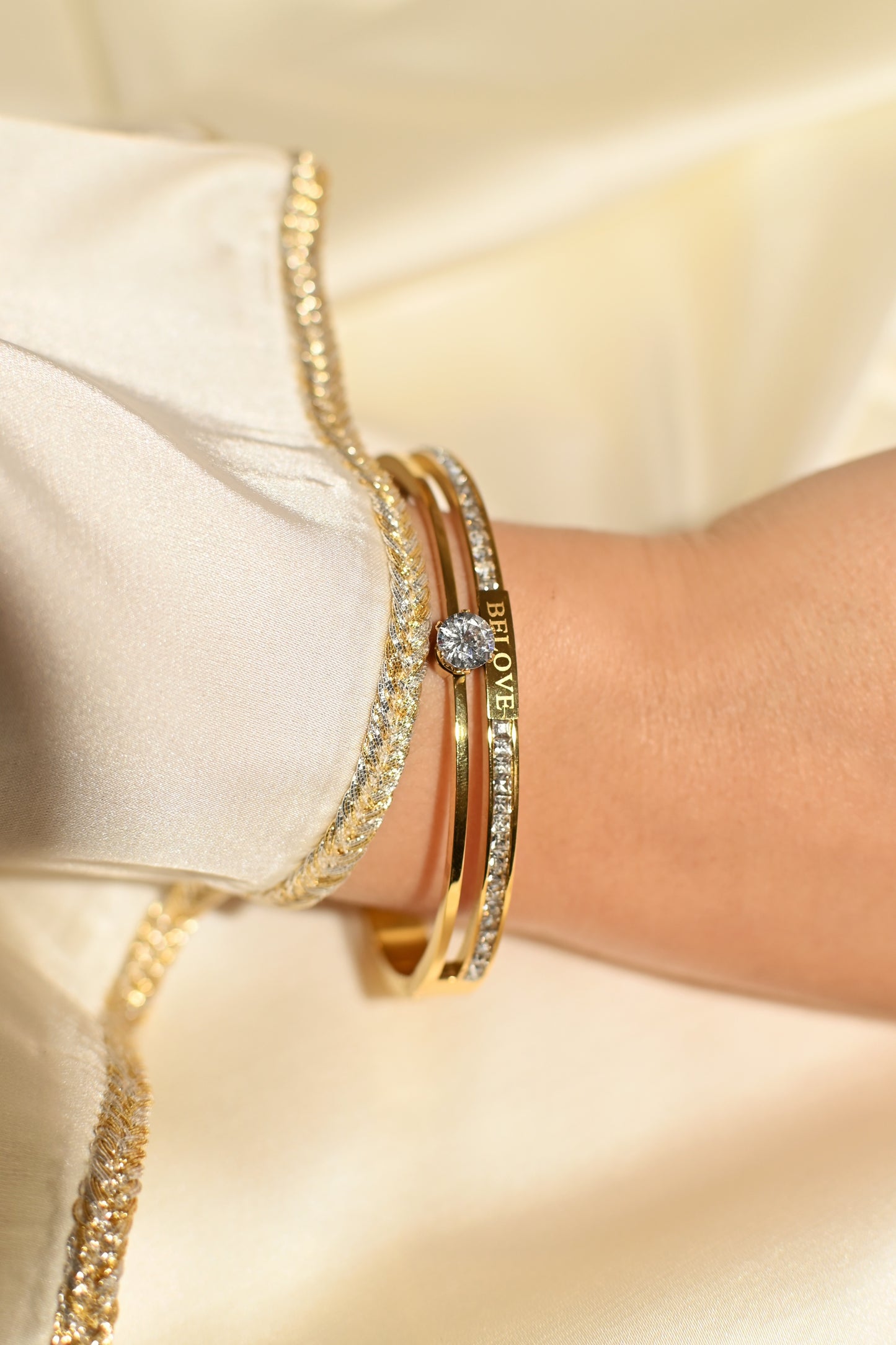 BELOVE Bangle