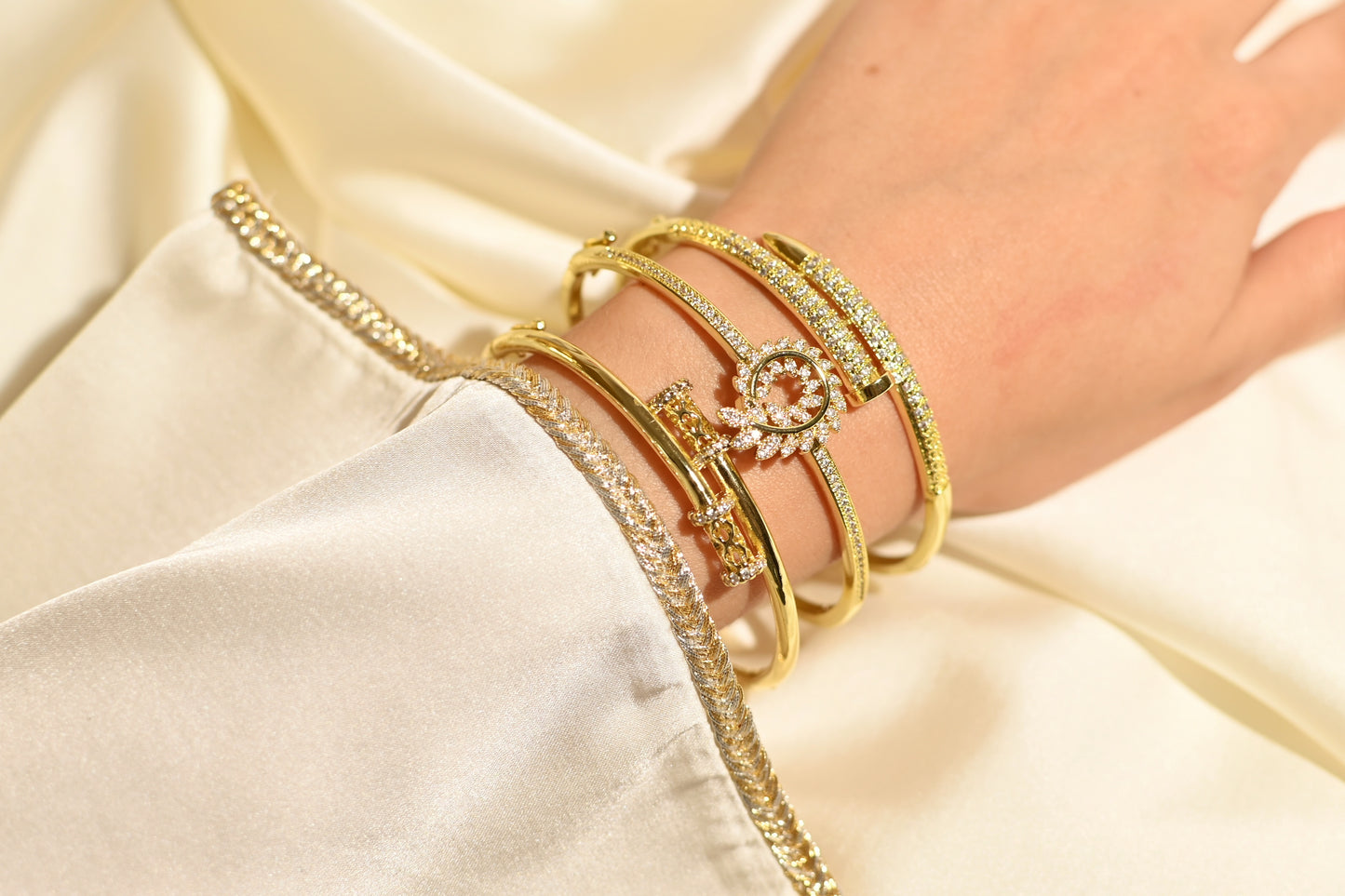 INAS Bangle