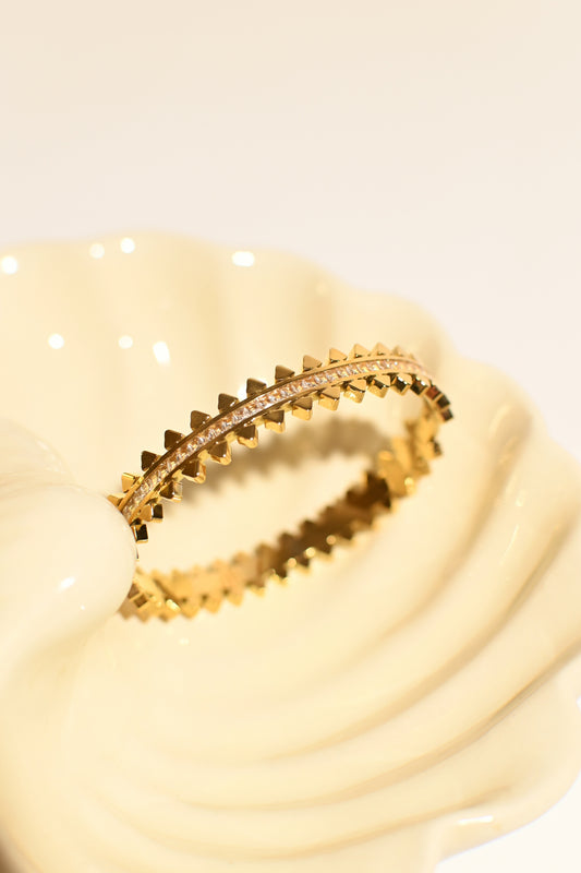 DOUBLE TRIANGLE TENNIS Bangle