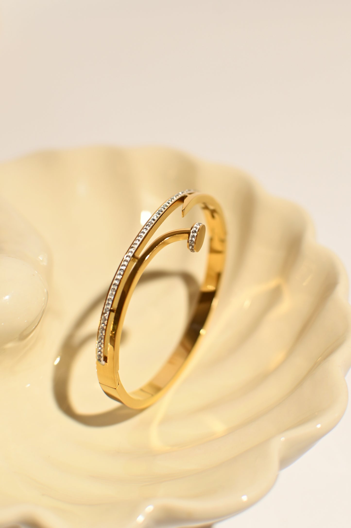 HEAD NAIL I Bangle