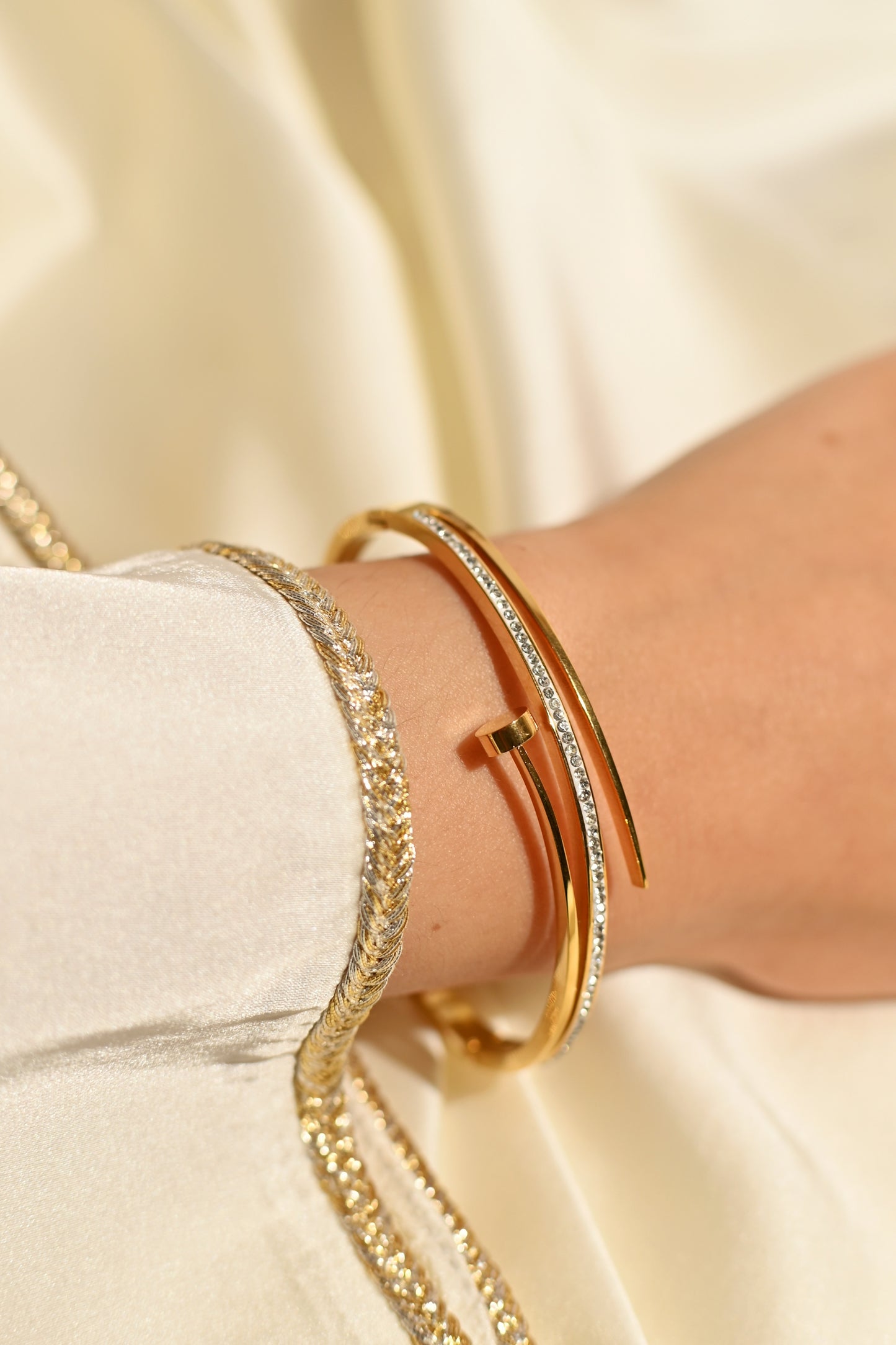 HEAD NAIL II Bangle
