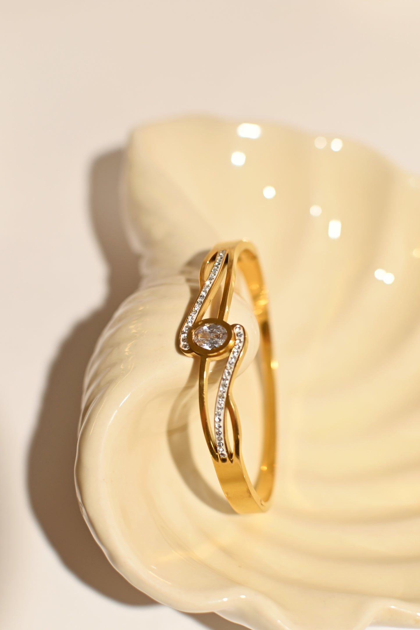 DOUBLE CRYSTAL NAIL HEAD Bangle