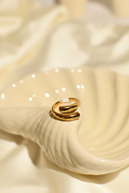 HUG RING