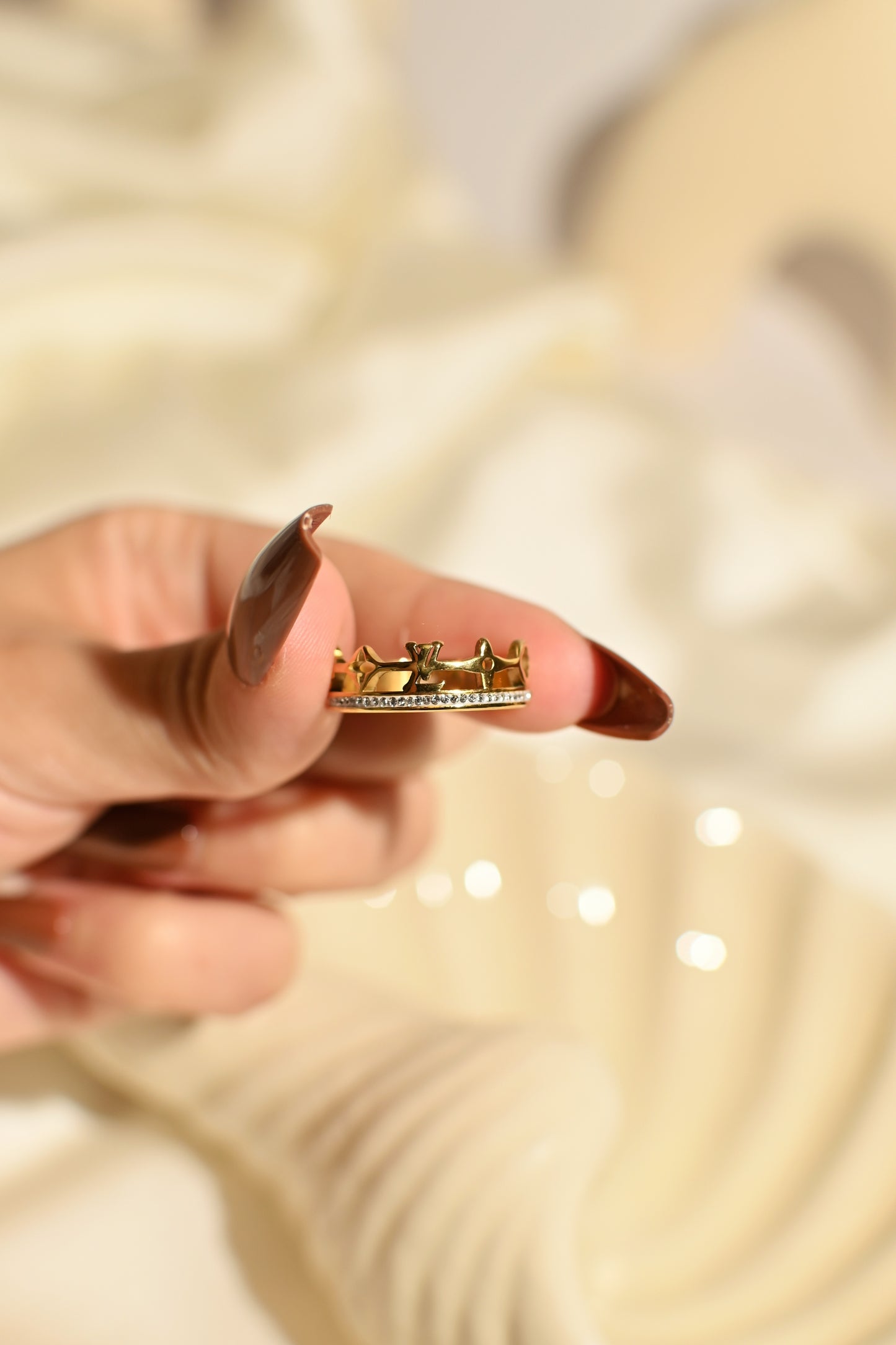 LV I RING