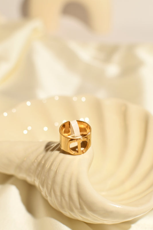 CRISTIAN DIOR RING