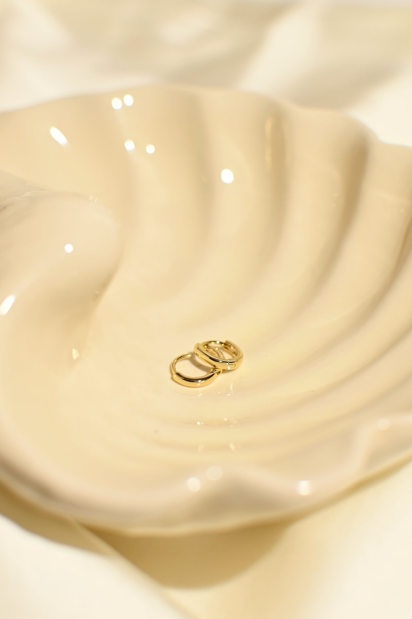 CN. EARRING SET