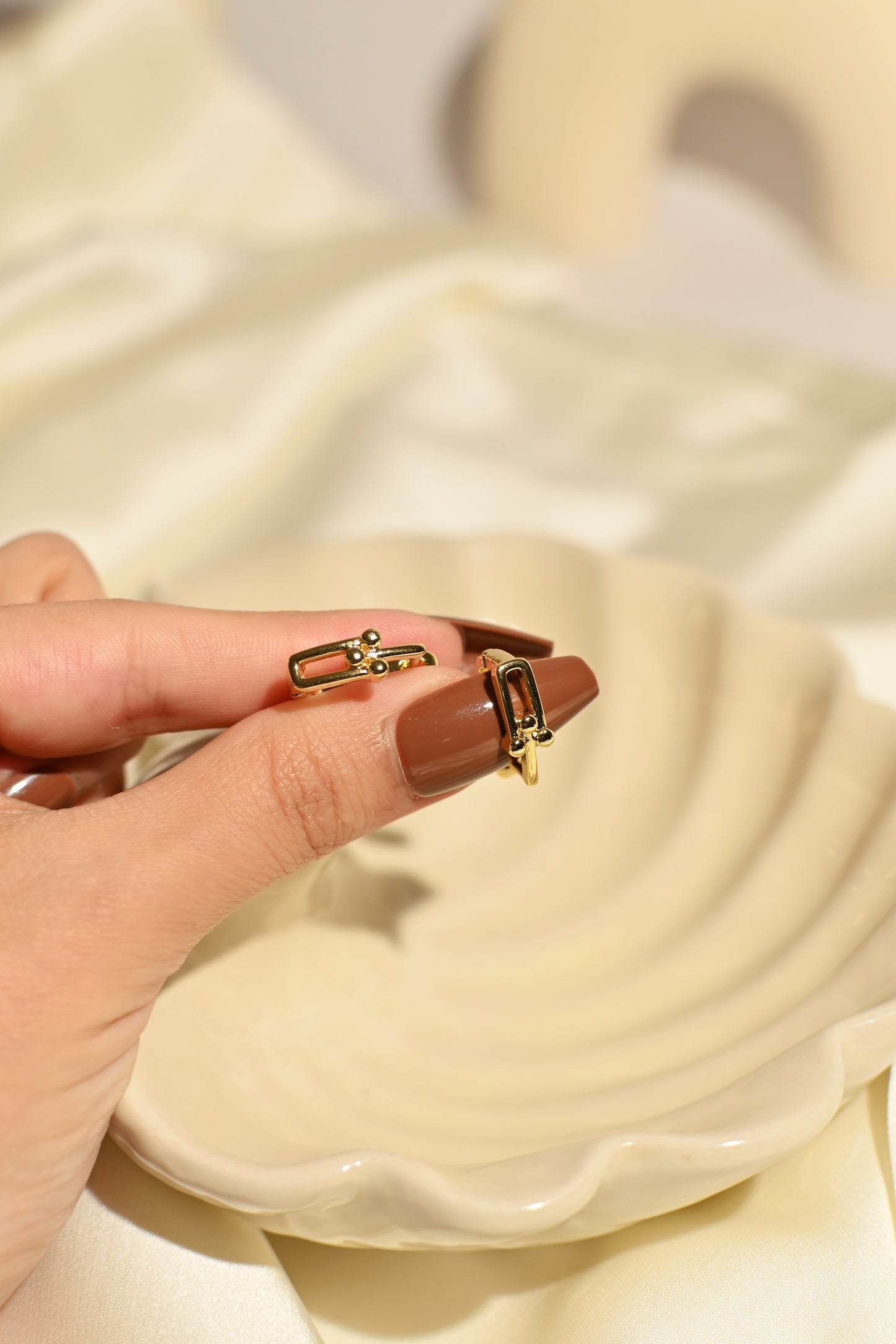 DE. EARRING SET